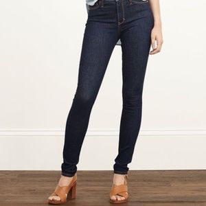 A & F super skinny jean 2S